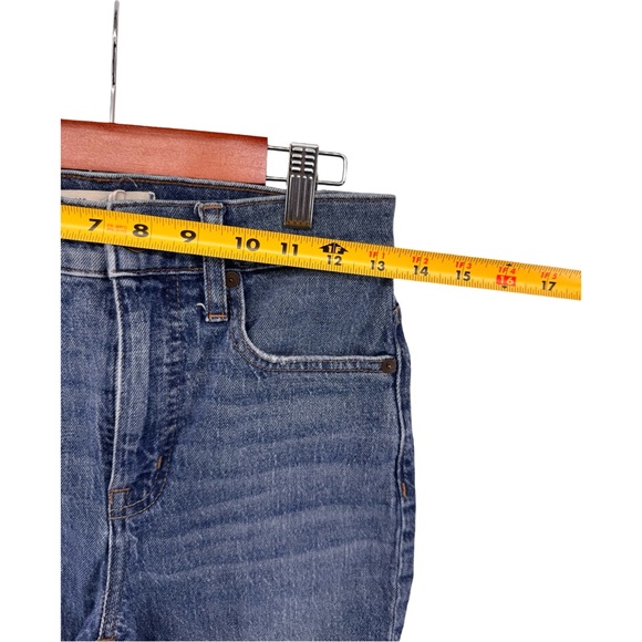 Madewell Classic Straight Jeans (25) - Picture 5 of 12